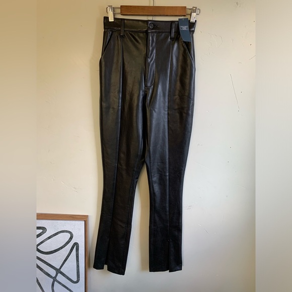 Abercrombie & Fitch The Skinny Ultra High Rise Faux Leather Ankle Slit Pants 26L - Picture 3 of 13